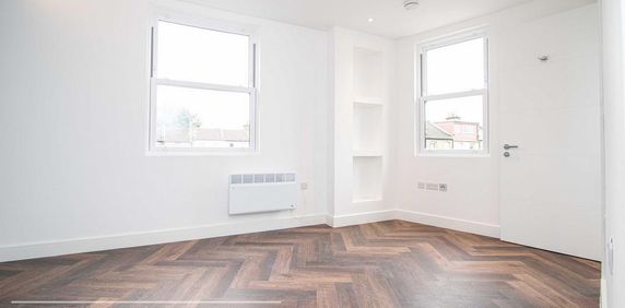 Studio to rent - Photo 2