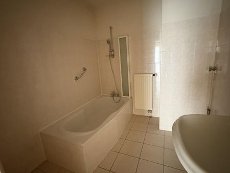 Location Appartement 3 pièces 68m² LA MOTTE SERVOLEX 73290 - Photo 4