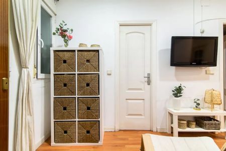 Calle de Bravo Murillo, Madrid, Community of Madrid 28020 - Photo 4