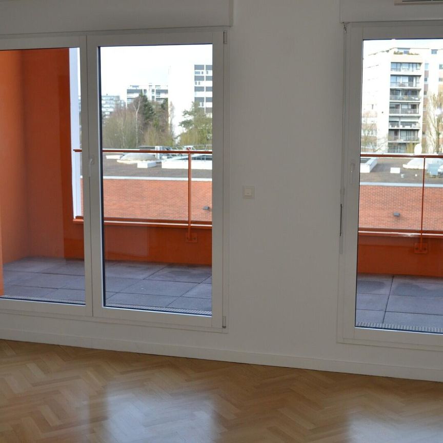 location Appartement T2 DE 51.1m² À VELIZY-VILLACOUBLAY - Photo 1