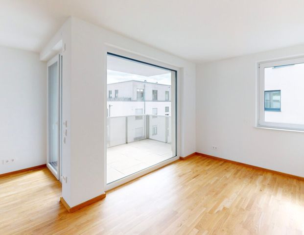 Familienfreundliche 4-Zimmer-Wohnung mit Loggia und zwei Bädern - Foto 1