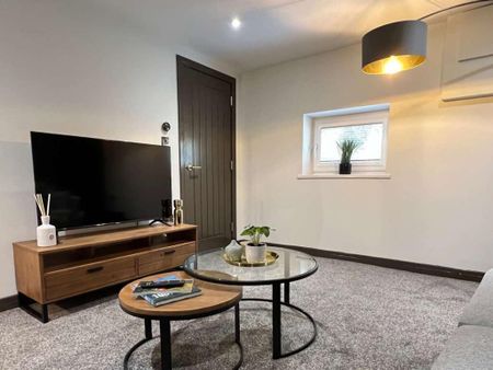 3 bedroom terraced house to rent - Photo 2