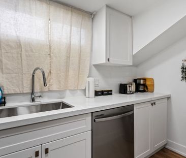 For Lease - 610 King Street Unit# 14, Hamilton, Ontario - Photo 1