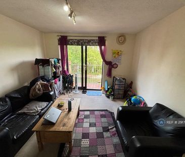 1 bedroom flat to rent - Photo 2