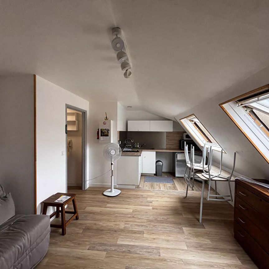 A LOUER STUDIO 20000 AJACCIO CENTRE VILLE PLACE DIAMANT - Photo 1