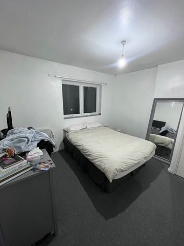 1 Bed Flat, High Trees, SW2 - Photo 4