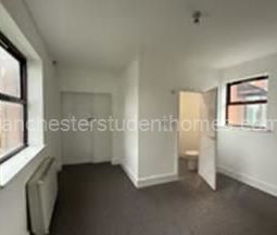 Hathersage Road, Manchester, M13 0EW - Photo 4