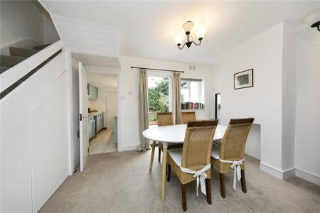 2 bedroom terraced house to rent - Photo 2