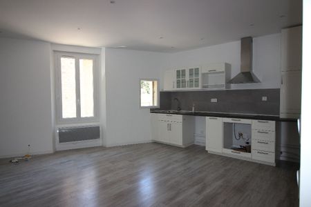Location Appartement 3 pièces 57m² - Photo 3