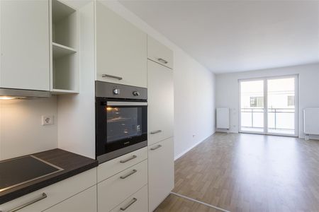 Helle, gut geschnittene 2-Zi.-Wohnung in Karow mit Balkon und EBK - Photo 2