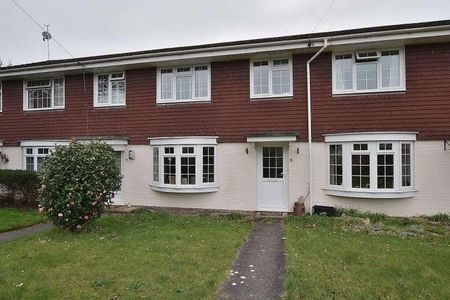 Duart Court, Ashley, Hampshire, BH25 - Photo 3