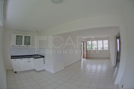 Location Appartement 3 pièces 69m² CAYENNE 97300 - Photo 4