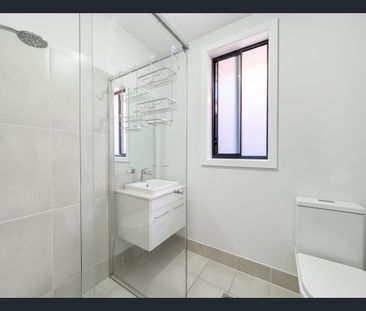 Modern & Private Granny Flat Living - Photo 5