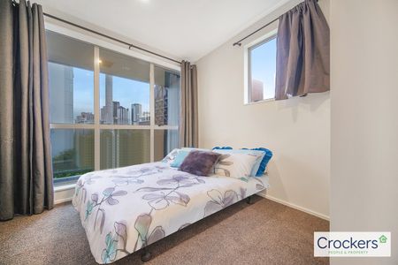 HAVARD – Fully renovated with New Carpet, Paint, Appliances and Furniture. - Photo 3