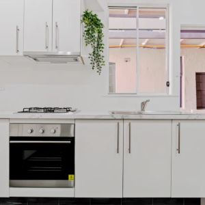 98 Shepherd St, Sydney - Photo 2