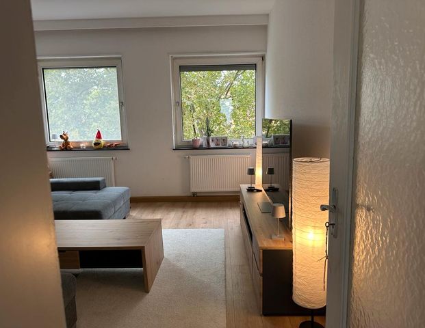 Mannheim Neckarstadt-Ost 2 ZKB mit Balkon und EBK Teilmöbliert - Photo 1