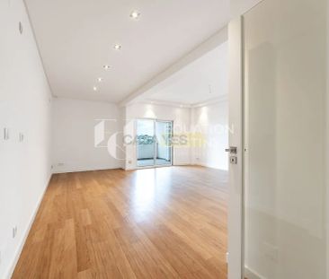 Apartment T2 in Almada, Cova da Piedade, Pragal e Cacilhas, Almada - Foto 2