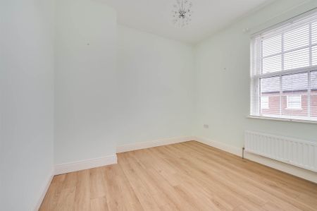 30 Breton Gardens, LISBURN, BT28 3YZ - Photo 2