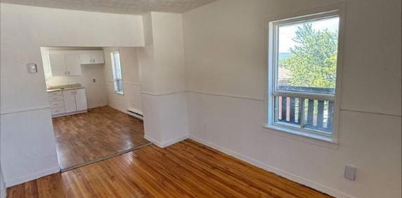2 CH - 1 SDB - Windsor - $975 /mo - Photo 2