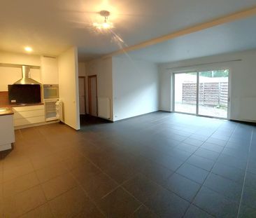 Gelijkvloers appartement te huur in centrum Wevelgem met grote terr... - Photo 5