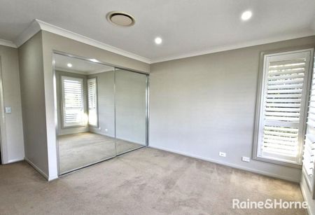 Spacious Modern Family Home in Glenfield - AVAILABLE NOW! - Photo 4