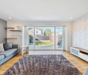 2 bedroom end of terrace house to rent - Photo 6