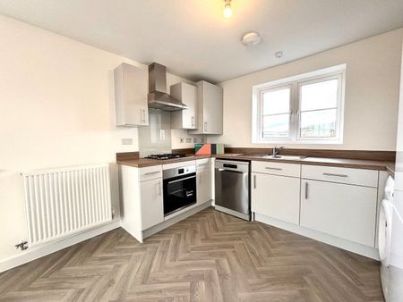 Martins Way, Stratford-upon-Avon, CV37 - Photo 4