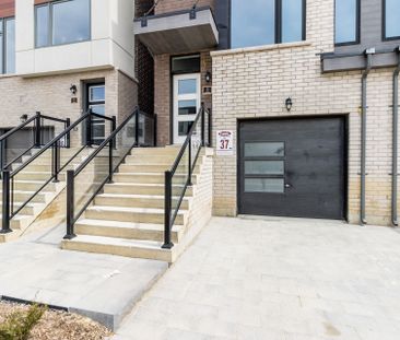 For Lease - 3 Wild Rose Gardens Unit# UPPER, Toronto, Ontario - Photo 6