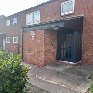 1 bedroom house to rent - Photo 2