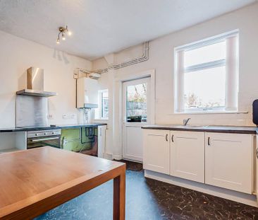 2 bedroom townhouse to rent - Photo 6