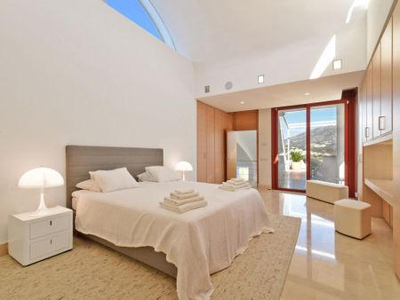 7 bedroom luxury Villa for rent in Marbella, Andalusia - Photo 5