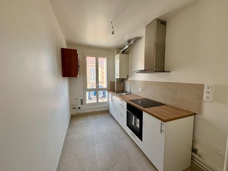 Location Appartement 2 pièces 44m² ST DENIS 93200 - Photo 3