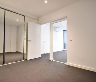 Modern One Bedroom in Prime CBD Location - Photo 1