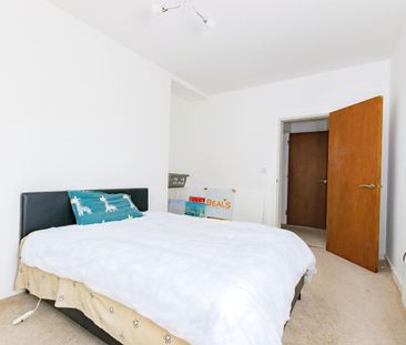 High Street, Gosport - Photo 5