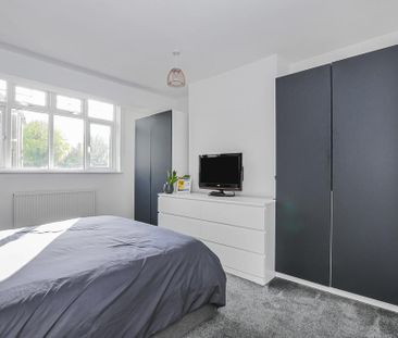 4 bedroom semi-detached house to rent - Photo 6