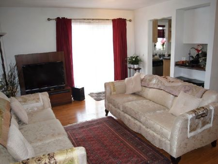 For Lease - 14 Forest Valley Road, Markham, Ontario - Photo 2