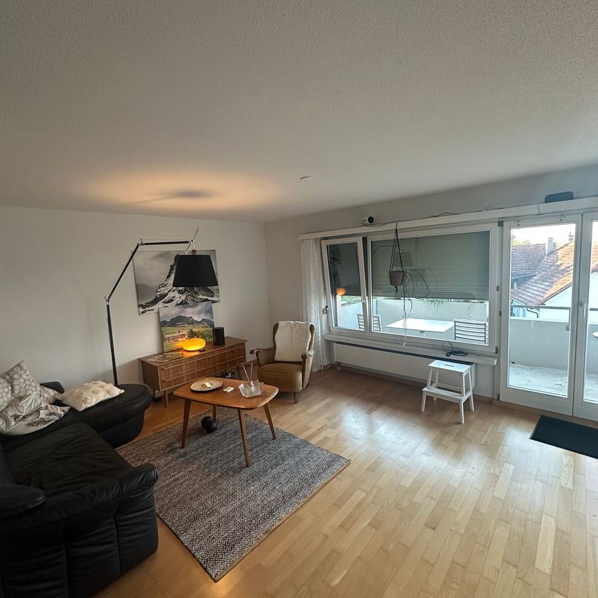 Günstige Wohnung in Bellikon mit herrlicher Aussicht - Photo 1