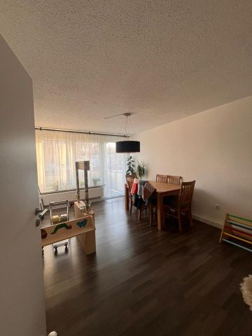 Super sonnige Fünf-Raumwohnung - Photo 3