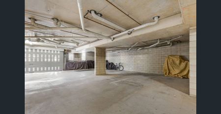 Stylish Modern Retreat in Gaythorne - Photo 3