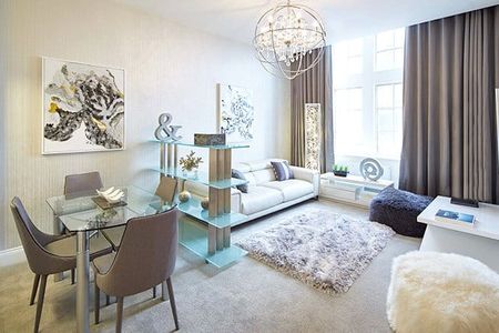 A stunning two bedroom apartment offering versatile accommodation, in a smart luxury development. Situated in a sought after location, convenient for the railway station, city centre and the award-winning Bishopthorpe Road shops and services. - Photo 2