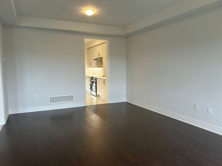 For Lease - 13 Albert Newell Drive, Markham, Ontario - Photo 4