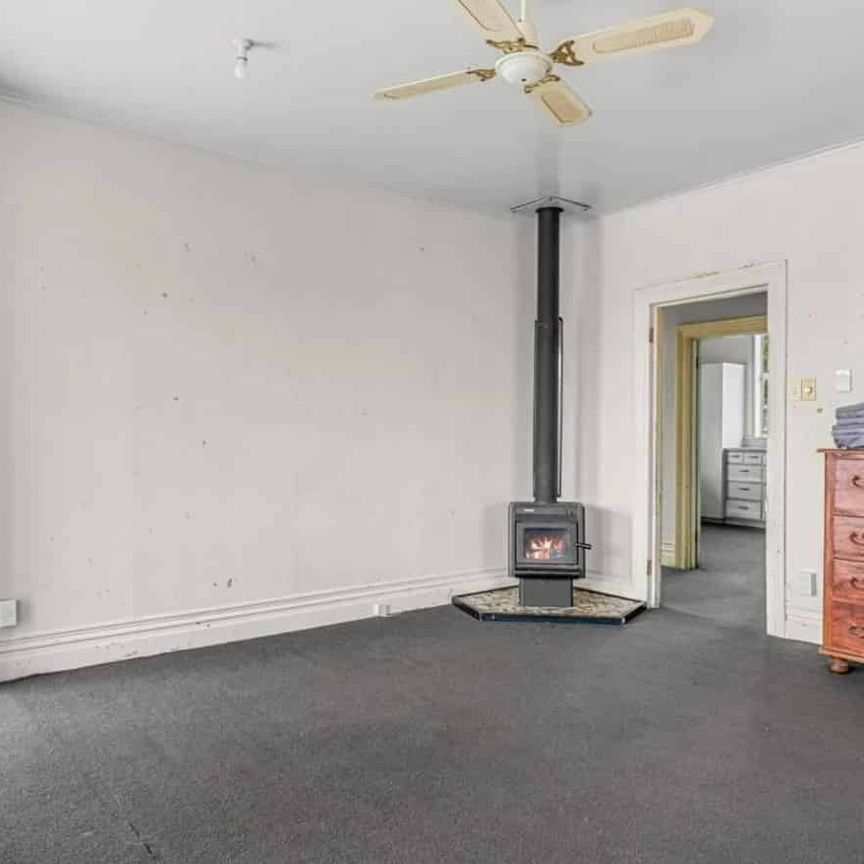 Family friendly and central - Photo 1