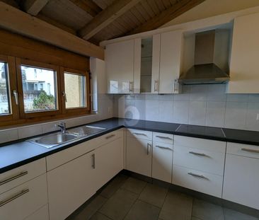 SPACIOUS, WELL-SUNNED AND QUIET - Photo 2