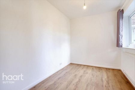 3 bedroom maisonette to rent - Photo 4