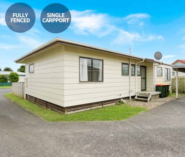 Fully Fenced Home - Photo 3