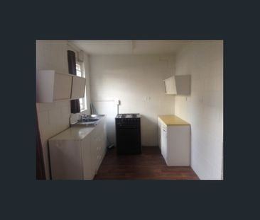 WALK TO OXFORD STREET! - Photo 6