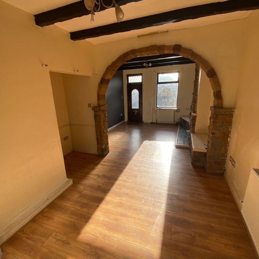 2 bed Terraced - To Let - Photo 1