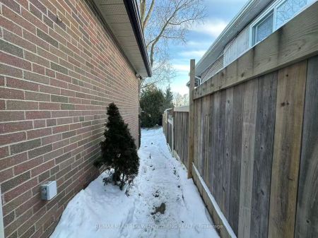 6 Lincoln Green Drive #Bsmt - Photo 5