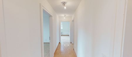 "Modern living directly at SBB train station" - Photo 5