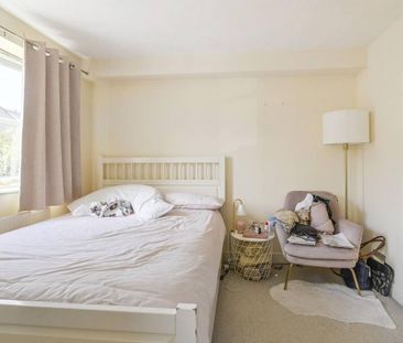 4 bedroom house to rent - Photo 3